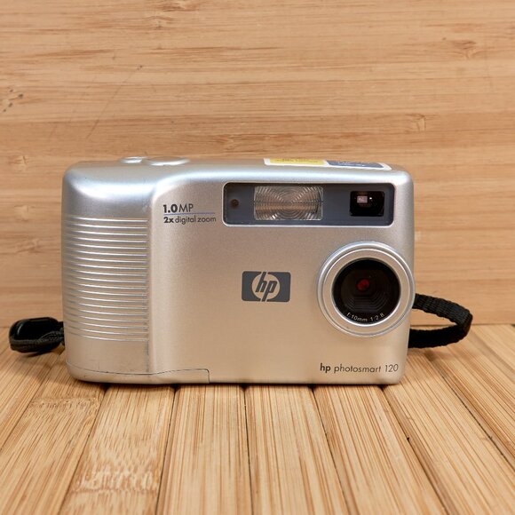 Vintage HP Photosmart 120 1 MP Digital Camera - Picture 1 of 10